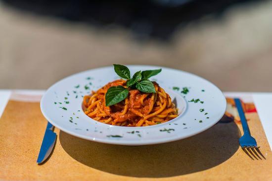 Makaroni Italian Restaurant