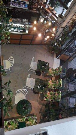Cafe Floral