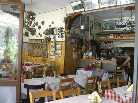 Tavrna Kastro