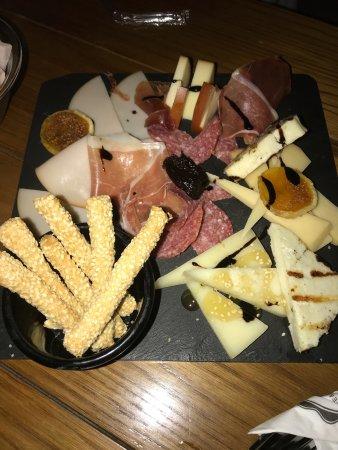 Mercado Cafe Brasserie