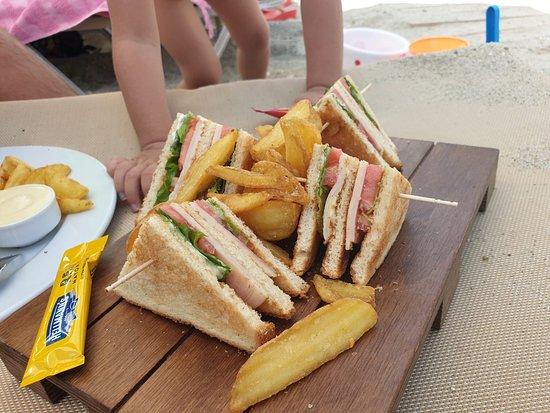 Fiki Fiki Beach Bar