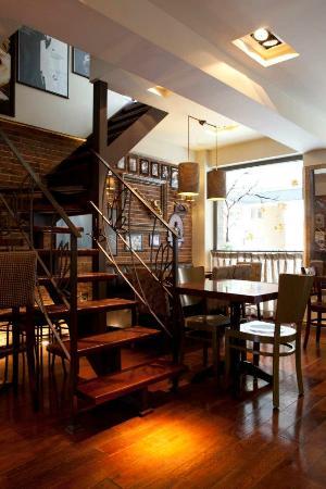Moretto Cafe Bistrot