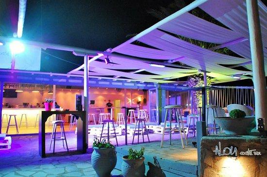 Alou Cocktail Bar