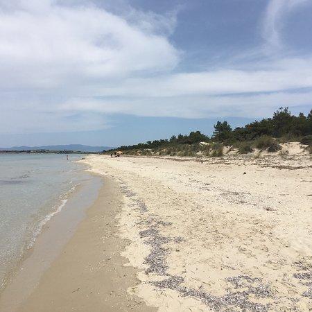 Simantro Beach